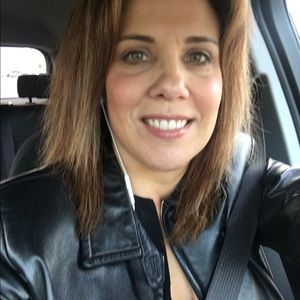 Meet your Posher, Brenda